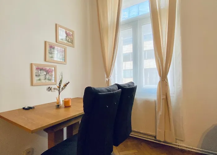דירה Affordable In Villa, With Garden & Parking וינה