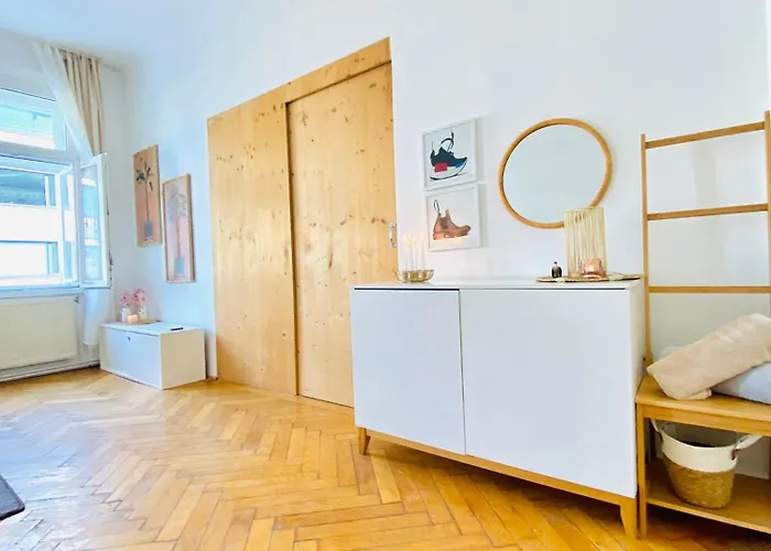 Affordable In Villa, With Garden & Parking