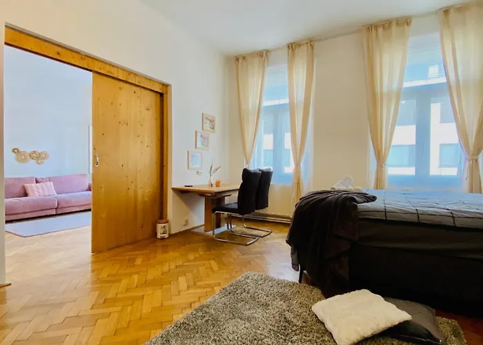דירה Affordable In Villa, With Garden & Parking וינה